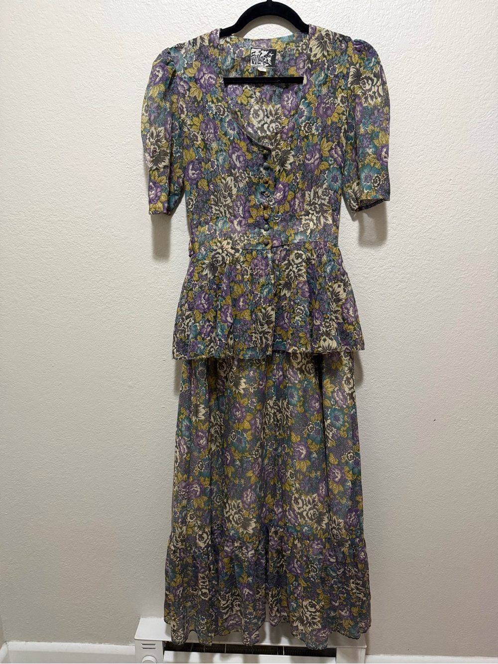 Vintage Foxy Floral Maxi Dress Cottagecore Boho Prairie Tiered Size 7